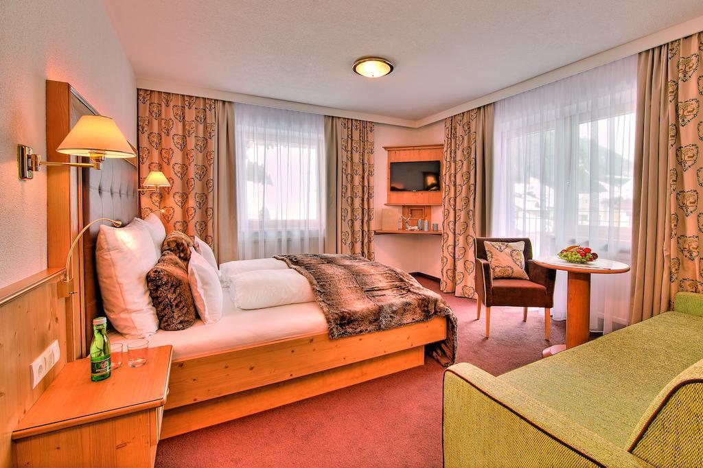 Hotel Garni Urezza อิสชเกิล ห้อง รูปภาพ