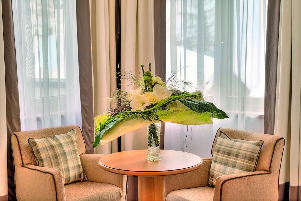 Hotel Garni Urezza อิสชเกิล ภายนอก รูปภาพ