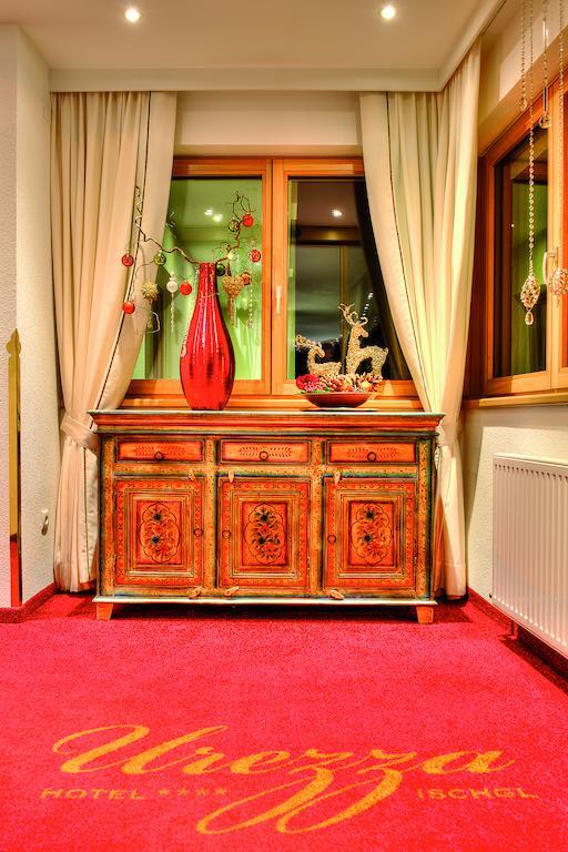 Hotel Garni Urezza อิสชเกิล ภายนอก รูปภาพ